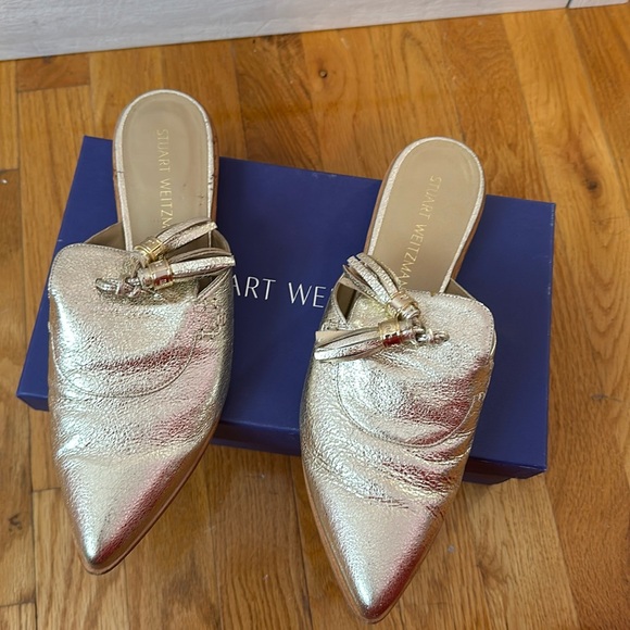 Gold Stuart Weitzman shoes , size 9 , worn 2 times - Picture 1 of 3
